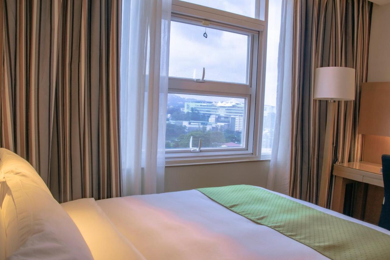 Holiday Inn Baguio City Centre, An Ihg Hotel Экстерьер фото