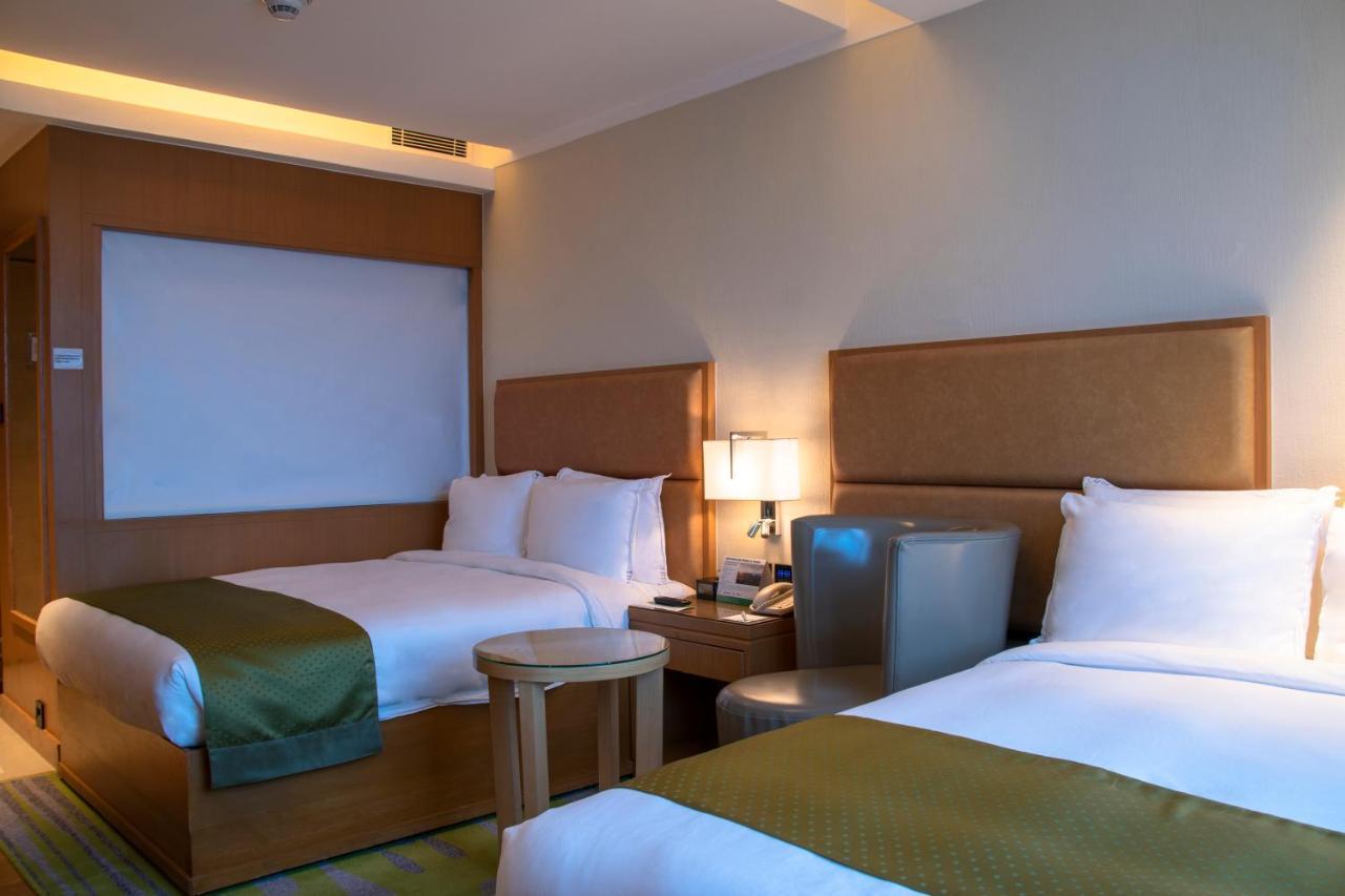 Holiday Inn Baguio City Centre, An Ihg Hotel Экстерьер фото