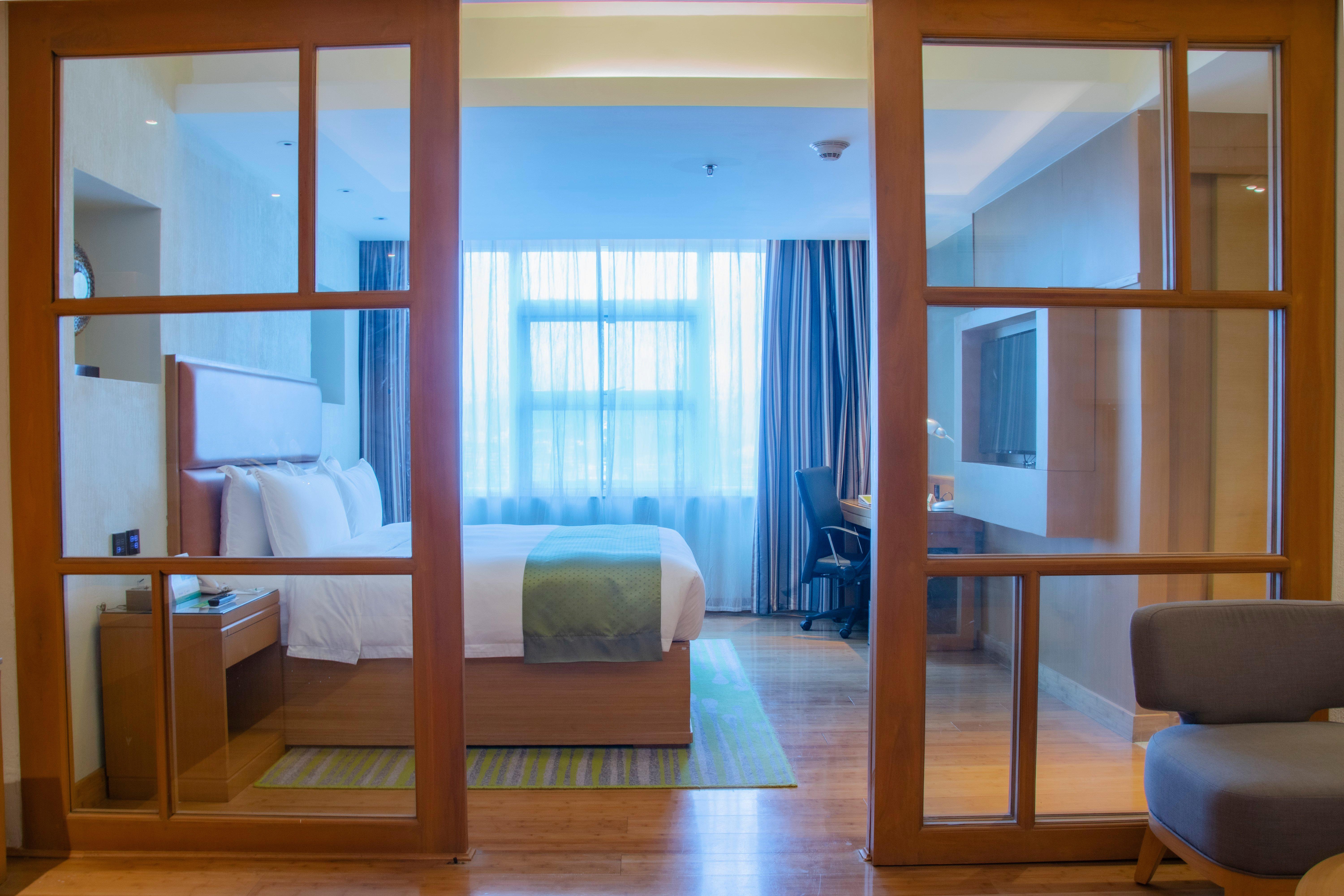 Holiday Inn Baguio City Centre, An Ihg Hotel Экстерьер фото