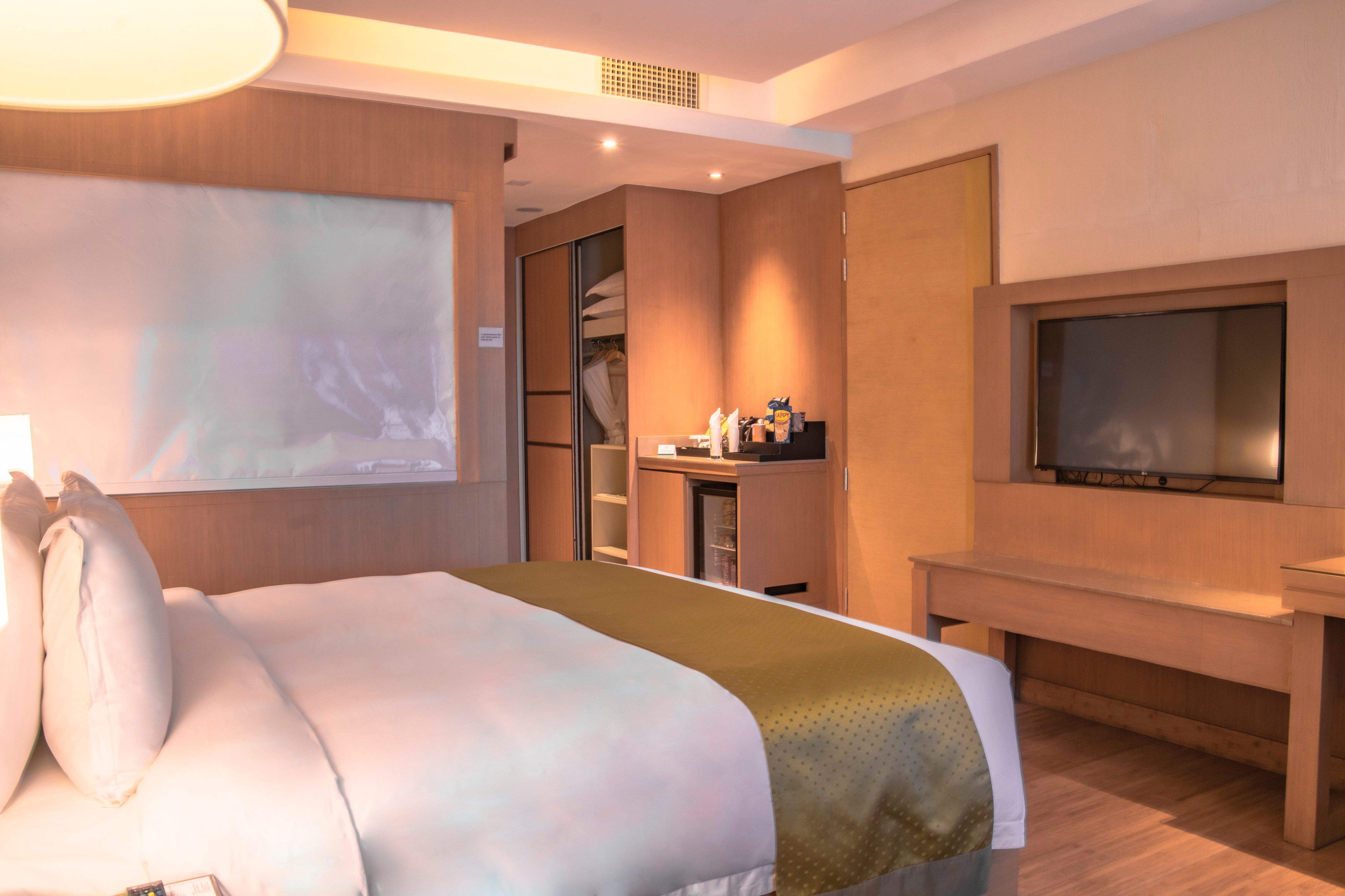 Holiday Inn Baguio City Centre, An Ihg Hotel Экстерьер фото
