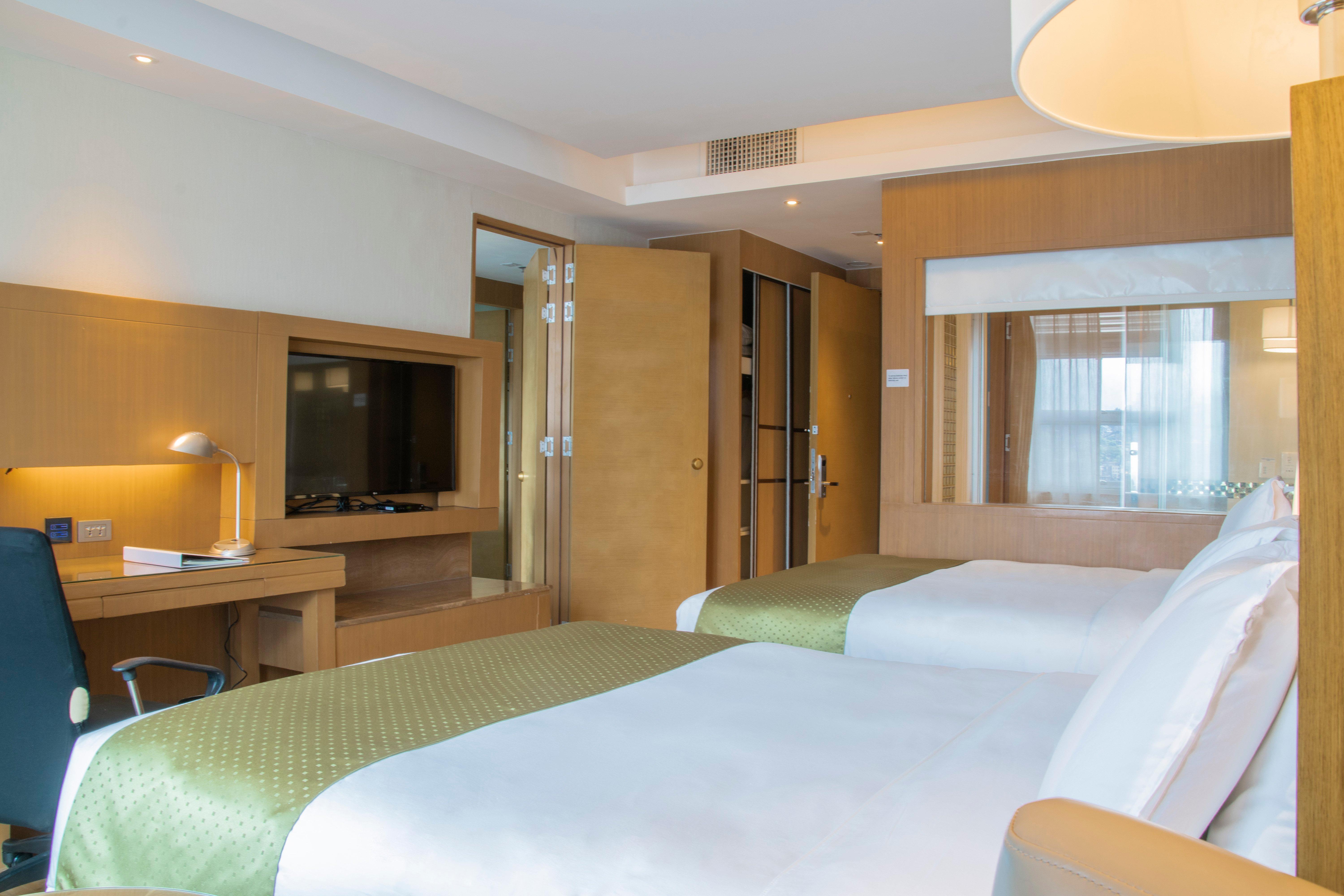 Holiday Inn Baguio City Centre, An Ihg Hotel Экстерьер фото