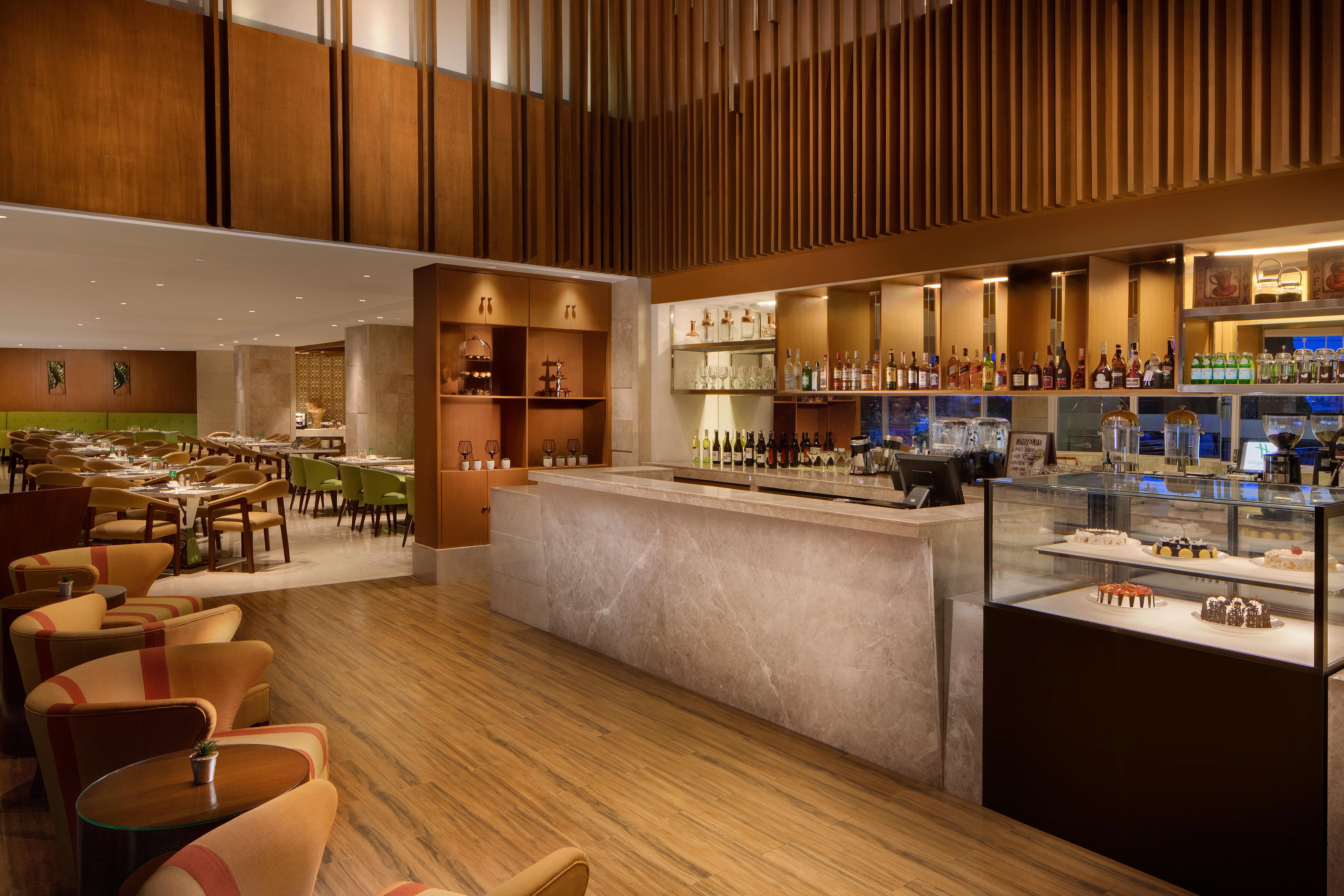 Holiday Inn Baguio City Centre, An Ihg Hotel Экстерьер фото